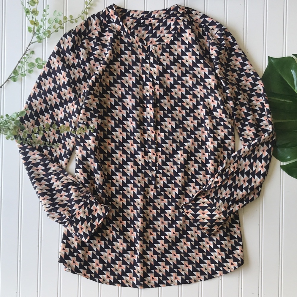 Talbots printed pullover blue peach top tan